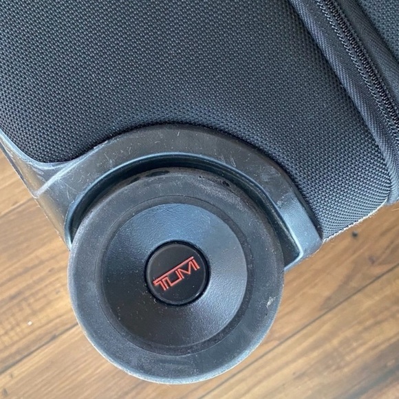 Tumi Tall Wheeled Duffel International Suitcase Bag Large Split Camo Expandable - Picture 11 of 14